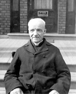 Saint André of Mount Royal, who the whole world calls 'Brother Andre' Saint André of Mount Royal, who the whole world calls 'Brother Andre'