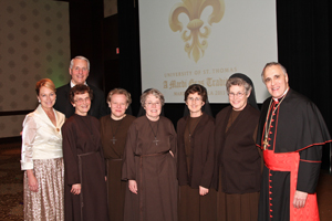 Photo Credit: Kim Coffman
Pictured: Marianne and University President Dr. Robert Ivany, Sisters Paula Jean Miller, Clare Hunter, Mary Roberta Connors, Damien Marie Savino and Veronica Schueler, with Daniel Cardinal DiNardo Photo Credit: Kim Coffman
Pictured: Marianne and University President Dr. Robert Ivany, Sisters Paula Jean Miller, Clare Hunter, Mary Roberta Connors, Damien Marie Savino and Veronica Schueler, with Daniel Cardinal DiNardo