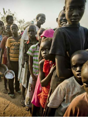 There are currently half a million refugees form South Sudan in Ethiopia currently. The U.N. also provides food for millions of needy or undernourished Ethiopians, including 670,000 school children and 375,000 in HIV/AIDS programs. There are currently half a million refugees form South Sudan in Ethiopia currently. The U.N. also provides food for millions of needy or undernourished Ethiopians, including 670,000 school children and 375,000 in HIV/AIDS programs.