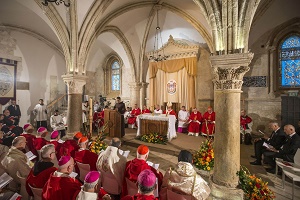 Pope Francis presides over the Liturgy in the Upper Room Pope Francis presides over the Liturgy in the Upper Room