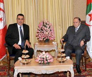 President of the Republic Abdelaziz Bouteflika received Sunday in Algiers the head of the Tunisian government, Mehdi Jomaa. The two sides reviewed political and security issues of interest as well as economic cooperation between the two parts. Three financial cooperation agreements were signed in Algiers. President of the Republic Abdelaziz Bouteflika received Sunday in Algiers the head of the Tunisian government, Mehdi Jomaa. The two sides reviewed political and security issues of interest as well as economic cooperation between the two parts. Three financial cooperation agreements were signed in Algiers.