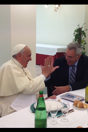 Pope Francis and James Robison: Two Christian brothers exchanging a jovial and hopeful moment Pope Francis and James Robison: Two Christian brothers exchanging a jovial and hopeful moment
