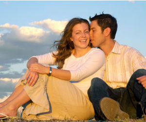 Analyzing 281 healthy and employed middle-aged adults who were either married or living with a partner in a marital-like relationship, researchers found that positive marital interaction may reduce the risk of cardiovascular disease. Analyzing 281 healthy and employed middle-aged adults who were either married or living with a partner in a marital-like relationship, researchers found that positive marital interaction may reduce the risk of cardiovascular disease.