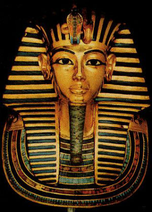Discovered in the more extravagant graves, the remains suggested that only the privileged people in this ancient society were preserved. Discovered in the more extravagant graves, the remains suggested that only the privileged people in this ancient society were preserved.