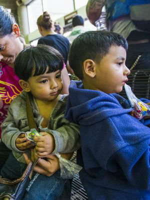Federal officials expect another huge surge of children from Honduras, El Salvador and Guatemala to begin shortly after the temperatures go down. Federal officials expect another huge surge of children from Honduras, El Salvador and Guatemala to begin shortly after the temperatures go down.