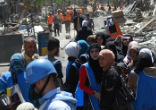 Image of Thousands of civilians remain in 