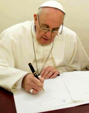 Pope Francis publishes, 'Joy of Love' a letter about faith and the family
