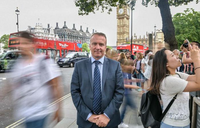 Scott Wilson create a guide to help people survive terror attacks. Scott Wilson create a guide to help people survive terror attacks.
