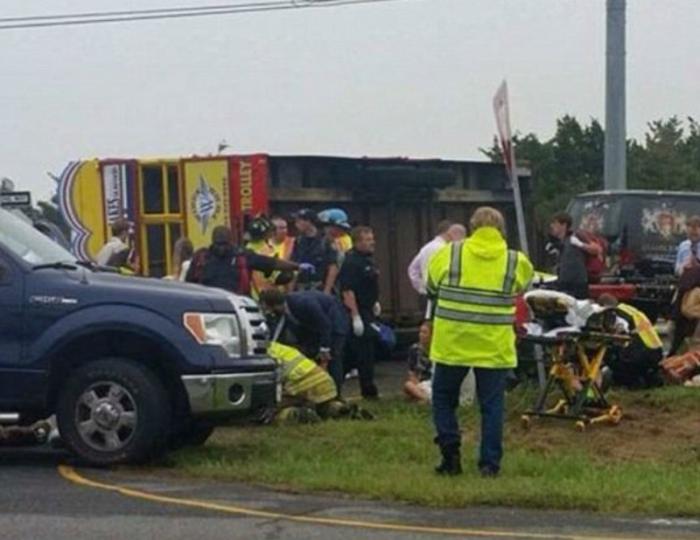 Twenty-two people were injured in the accident. Twenty-two people were injured in the accident.