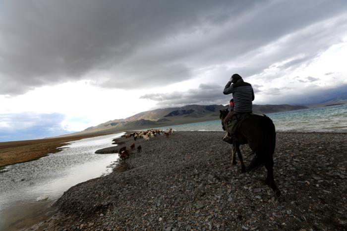 The Silk Road has finally become a World Heritage Site, 22 of the 33 sites are located in China. The Silk Road has finally become a World Heritage Site, 22 of the 33 sites are located in China.