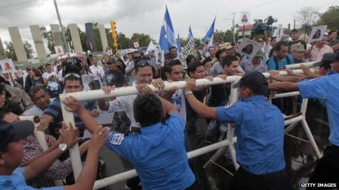 Polls suggest a majority of Nicaraguans back the project but some fear it will not benefit its peopl Polls suggest a majority of Nicaraguans back the project but some fear it will not benefit its peopl