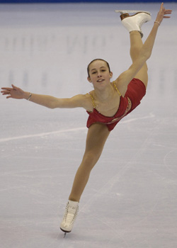 U.S. FIGURE SKATER PERFORMS Kimmie Meissner performs during the women's long program at the U.S. figure skating championships in St. Louis Jan. 14. The 16-year-old skater from the Archdiocese of Baltimore is a competitor in the XX Winter Olympic Games in Turin, Italy. (CNS photo/Reuters) U.S. FIGURE SKATER PERFORMS Kimmie Meissner performs during the women's long program at the U.S. figure skating championships in St. Louis Jan. 14. The 16-year-old skater from the Archdiocese of Baltimore is a competitor in the XX Winter Olympic Games in Turin, Italy. (CNS photo/Reuters)