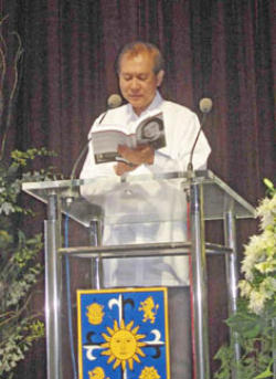 They presented it today at a press conference chaired by Mgr Vincent Concessao, archbishop of New Delhi. Representatives of Evangelical, Pentecostal and other Protestant Churches were present. Officials from organizations like the All India Catholic Union, the National Council of Churches in India and the All Indian Christian Council (AICC), were also represented.
Image of They presented it today at a press conference chaired by Mgr Vincent Concessao, archbishop of New Delhi. Representatives of Evangelical, Pentecostal and other Protestant Churches were present. Officials from organizations like the All India Catholic Union, the National Council of Churches in India and the All Indian Christian Council (AICC), were also represented.