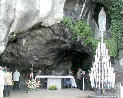 She reported to ANSA that when she was in the healing bath at Lourdes, 'I felt a voice encouraging me and a strong pain in my legs.' Image of She reported to ANSA that when she was in the healing bath at Lourdes, 'I felt a voice encouraging me and a strong pain in my legs.'