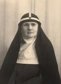 Mother Riccarda was baptised at St Mary Magdalen Church in Brighton as a four-year-old after her Anglican parents converted to the Catholic faith. She joined the Bridgettines at the age of 24, and soon became deputy to the founding mother of her branch of Bridgettines, Blessed Mary Elizabeth Hesselblad.
Image of Mother Riccarda was baptised at St Mary Magdalen Church in Brighton as a four-year-old after her Anglican parents converted to the Catholic faith. She joined the Bridgettines at the age of 24, and soon became deputy to the founding mother of her branch of Bridgettines, Blessed Mary Elizabeth Hesselblad.