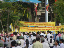 There are fears that priests might become the victims of a new wave of violence. Redemptorists criticise unfair seizures by the government in Hanoi. Image of There are fears that priests might become the victims of a new wave of violence. Redemptorists criticise unfair seizures by the government in Hanoi.