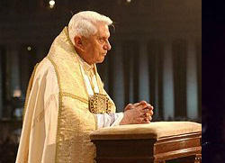Benedict´s Burden. A Purification of the Church is Underway. Pray for our Pope - Europe - International - News - Vimarsana News