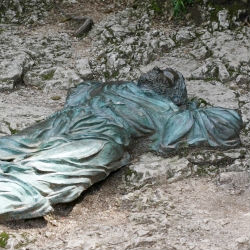 There are also some charming modern bronze statues of St. Francis and his followers. Francis lies on the ground, his hands behind his head and his sandals off, gazing at the sky, as two friars look hard at the constellations and record them on the ground. There are also some charming modern bronze statues of St. Francis and his followers. Francis lies on the ground, his hands behind his head and his sandals off, gazing at the sky, as two friars look hard at the constellations and record them on the ground.