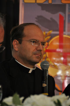 Fr. Kevin Lixey, LC, at the 'Sport and Faith' conference in Rio de Janeiro. Fr. Kevin Lixey, LC, at the 'Sport and Faith' conference in Rio de Janeiro.
