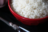 White rice in excess can contribute to type 2 diabetes. Image of White rice in excess can contribute to type 2 diabetes.