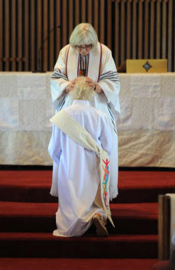 Roman Catholic Womenpriests Attempts Ordination Of Woman Bishop