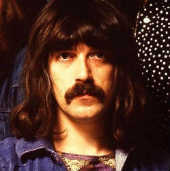 Keyboardist Jon Lord as he appeared in his Deep Purple heyday. Keyboardist Jon Lord as he appeared in his Deep Purple heyday.