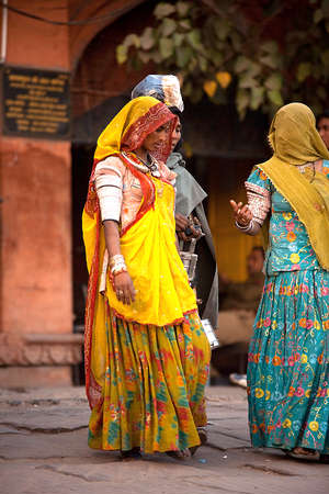 Traditional Rajasthani women from India Traditional Rajasthani women from India