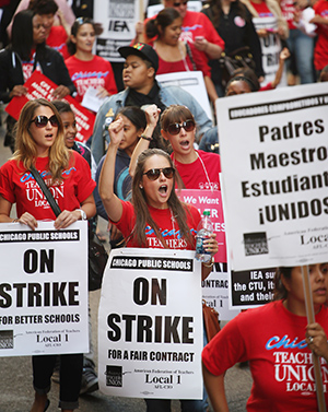 Striking Chicago teachers Striking Chicago teachers