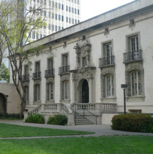 he California Institute of Technology has been rated as the Number One university in the United States. In addition, the University of California campuses at Berkeley and Los Angeles have maintained their top 20 positions in the list, in spite of massive state funding cuts to higher education. he California Institute of Technology has been rated as the Number One university in the United States. In addition, the University of California campuses at Berkeley and Los Angeles have maintained their top 20 positions in the list, in spite of massive state funding cuts to higher education.