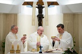 Archbishop Gomez concelebrates the Holy Sacrifice of the Mass with Pope Francis Image of Archbishop Gomez concelebrates the Holy Sacrifice of the Mass with Pope Francis