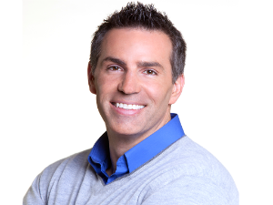 Kurt Warner will be hosting The Moment on the USA network. Kurt Warner will be hosting The Moment on the USA network.