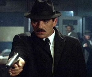 Actor Dennis Farina was a familiar face on the small screen with meaty roles in 'Crime Story' and 'Law & Order.' Actor Dennis Farina was a familiar face on the small screen with meaty roles in 'Crime Story' and 'Law & Order.'