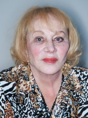 While popular, Sylvia Browne's predictions were never 100 percent accurate. Browne told Cleveland kidnapping victim Amanda Berry's mother her daughter was dead, when in fact Berry had been held prisoner by Ariel Castro for 10 years before being found alive last May. While popular, Sylvia Browne's predictions were never 100 percent accurate. Browne told Cleveland kidnapping victim Amanda Berry's mother her daughter was dead, when in fact Berry had been held prisoner by Ariel Castro for 10 years before being found alive last May.