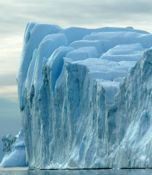 The Jakobshavn Glacier, widely thought to have spawned the iceberg that sank the Titanic is now moving about four times faster than it was in the 1990s. The Jakobshavn Glacier, widely thought to have spawned the iceberg that sank the Titanic is now moving about four times faster than it was in the 1990s.
