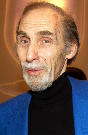 Comedian Sid Caesar as he attended a surprise 70th birthday party for television talk show host Larry King at the Museum of Television and Radio in 2003. Comedian Sid Caesar as he attended a surprise 70th birthday party for television talk show host Larry King at the Museum of Television and Radio in 2003.