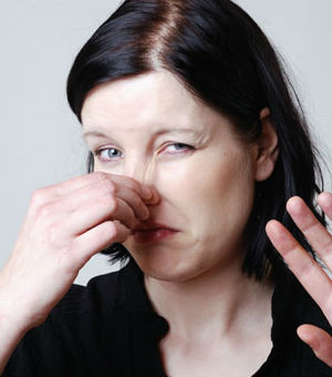 If one is accused of putting on airs, some people suggest that yours doesn't stink. If one is accused of putting on airs, some people suggest that yours doesn't stink.