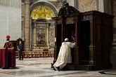 A penitent Pope shows us all the way Image of A penitent Pope shows us all the way