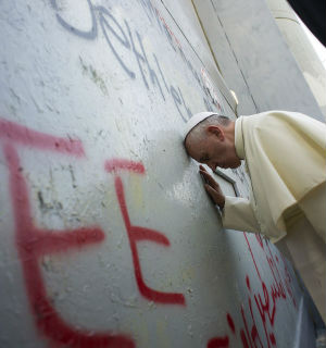 The Vatican spokesman, Jesuit Father Federico Lombardi confirmed that the pope had been praying as he stood against the wall. The Vatican spokesman, Jesuit Father Federico Lombardi confirmed that the pope had been praying as he stood against the wall.