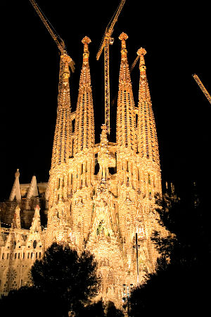 The Basilica And Expiatory Church Of The Holy Family Travel Leisure Catholic Online The Basilica And Expiatory Church Of The Holy Family Travel Leisure Catholic Online