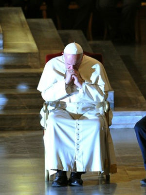 Pope Francis' determination to rattle organized crime groups has sparked warnings that he himself could become a target for the mafia. Pope Francis' determination to rattle organized crime groups has sparked warnings that he himself could become a target for the mafia.