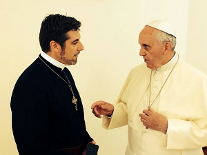 The late Bishop Tony Palmer with Pope Francis- He was catapulted into prominence in the broader Christian community when, while meeting with his friend the Pope in January, he was given a recorded message from Francis to deliver to a large group of charismatic, evangelical protestant leaders who gathered in the United States. The video went viral. It moved millions to sincere prayer for the healing of the divisions in the broken Body of Christ and is prompting a renewed commitment to common apostolic action between Christians. The late Bishop Tony Palmer with Pope Francis- He was catapulted into prominence in the broader Christian community when, while meeting with his friend the Pope in January, he was given a recorded message from Francis to deliver to a large group of charismatic, evangelical protestant leaders who gathered in the United States. The video went viral. It moved millions to sincere prayer for the healing of the divisions in the broken Body of Christ and is prompting a renewed commitment to common apostolic action between Christians.