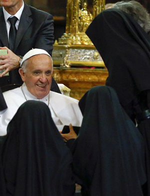 Pope Francis at LaGuardia: Untold Stories and Gossip About Women in the Vatican