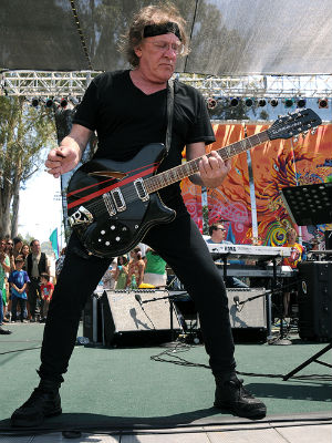 Paul Kantner left Jefferson Starship in 1984, complaining that it had become too commercial. Photo courtesy Chesher Cat. Paul Kantner left Jefferson Starship in 1984, complaining that it had become too commercial. Photo courtesy Chesher Cat.