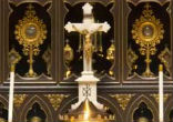 St. Anthony's Chapel has accepted 5,000 relics (Roadside America). Image of St. Anthony's Chapel has accepted 5,000 relics (Roadside America).