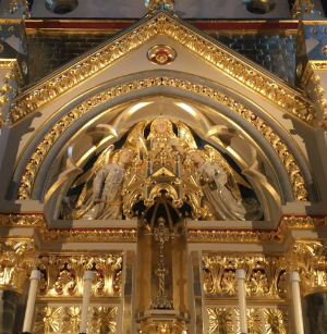 The 'actors' church' in London has revealed a new high altar (Alex Dimminger/Catholic Herald). The 'actors' church' in London has revealed a new high altar (Alex Dimminger/Catholic Herald).