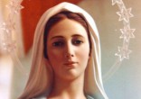 What is a woman's role in the Catholic Church? Image of What is a woman's role in the Catholic Church?
