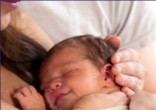 There are many benefits believed to be the result of Kangaroo Care. Image of There are many benefits believed to be the result of Kangaroo Care.