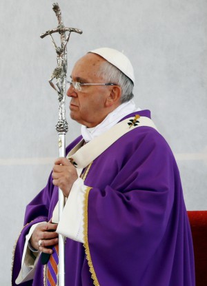 Pope Francis makes a Lenten request. Pope Francis makes a Lenten request.