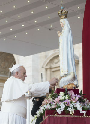 'I will go to Fatima on a pilgrimage, to entrust to the Virgin the temporal and eternal destinies of humanity.' 'I will go to Fatima on a pilgrimage, to entrust to the Virgin the temporal and eternal destinies of humanity.'