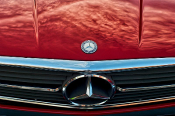 Mercedes? Yep! Mercedes? Yep!